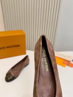 wholesale quality louis vuitton women shoes model no. 562